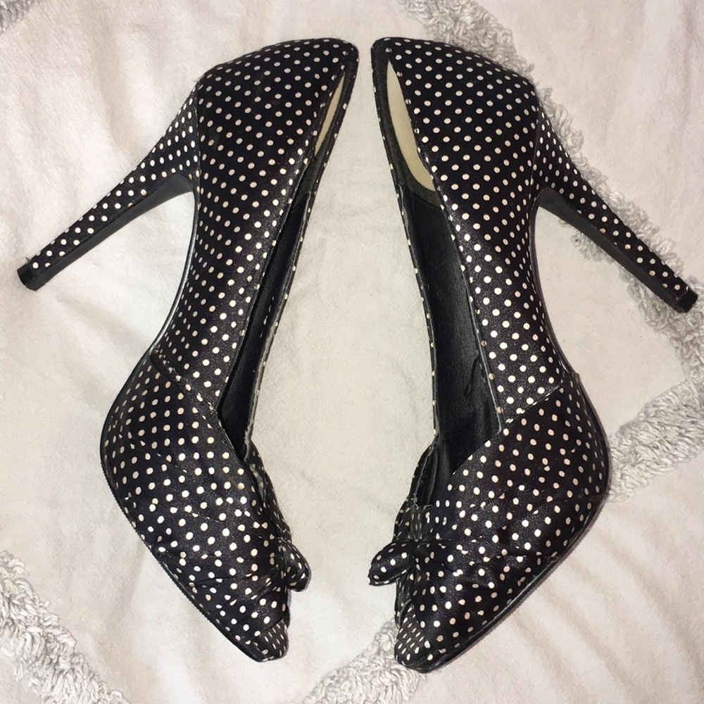 Black with white polkadot heels
